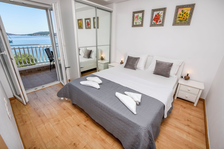 Others 4, Apartments Silvana, Rogoznica