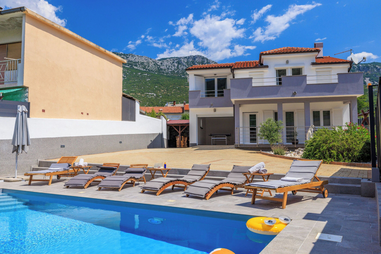 Others 5, Villa Ruza, Vinodolska
