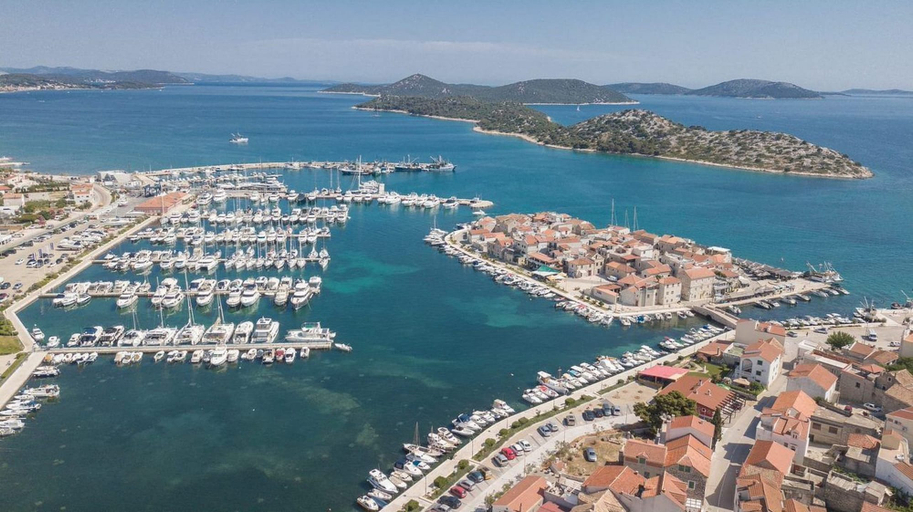 Others 5, House Ivana Tribunj, Vodice