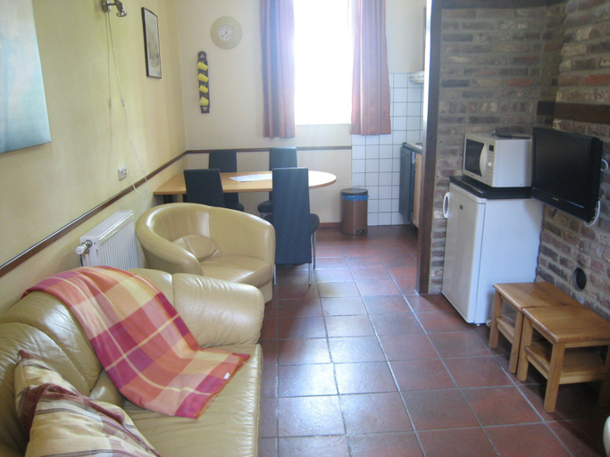 Others 5, Apartment near town center in Mesch, Eijsden