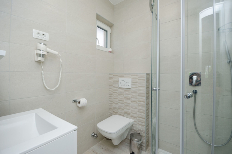 Bathroom 3, Apartments Zorka, Lopar/Supetarska Draga