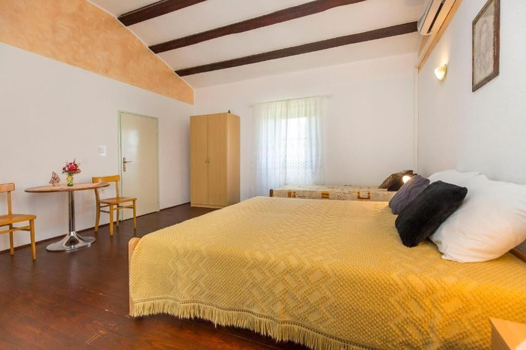 Bedroom 4, House Dean, Sveta Nedelja