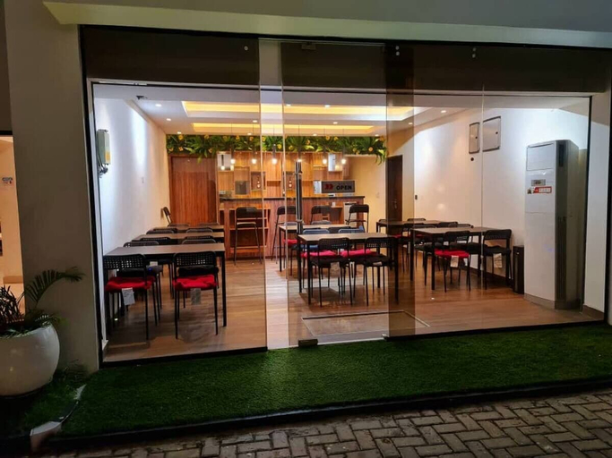 Dining, Grandeur, Eti-Osa