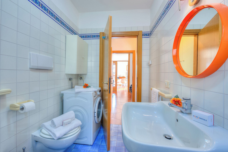 Bathroom 5, Casa Palmaverde Few Min From Lake, Trento