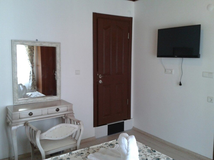 Bedroom 4, Rose Pansiyon, Seferihisar