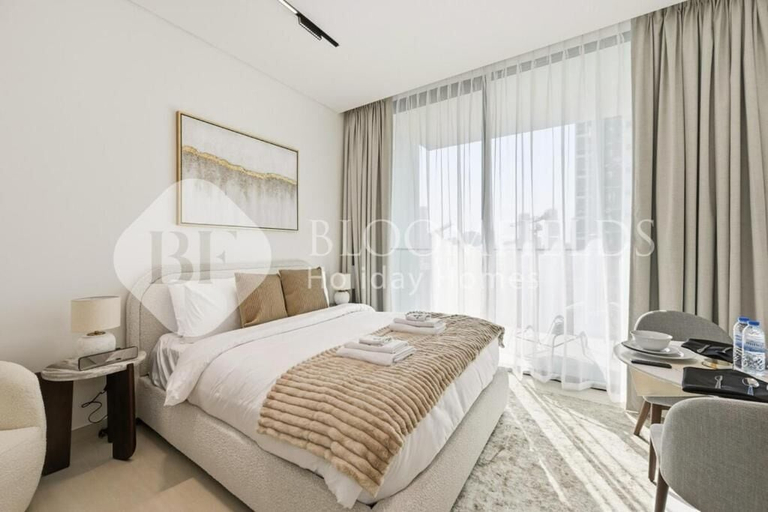 Room 3, Bloomfields Cozy STU Binghatti Azure, Dubai