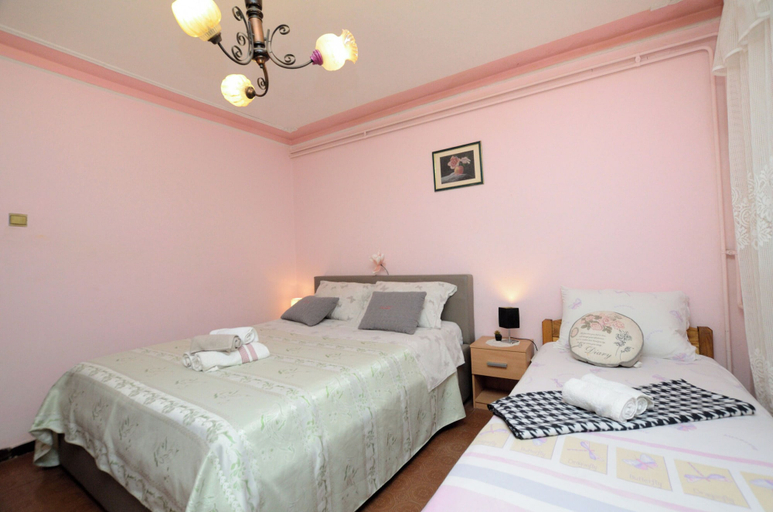 Bedroom 3, Apartments Medelin, Rovinj