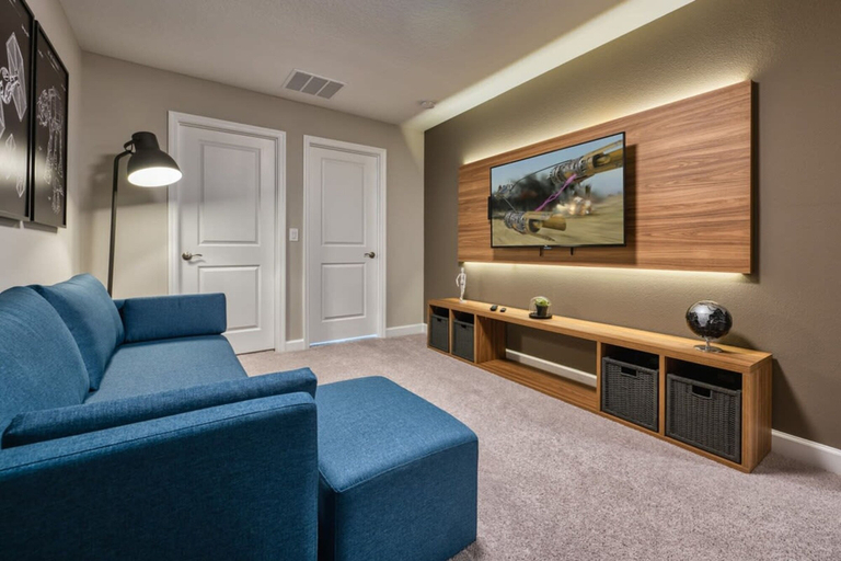 Room 2, New and Stylish Home Just 5 Minutes From Disney Parks, Osceola
