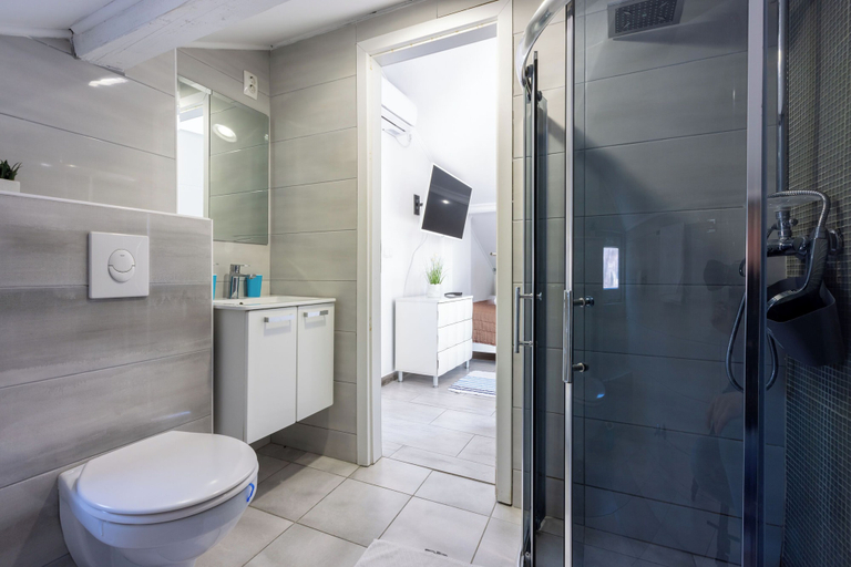 Bathroom 4, Apartments Anamarija, Novi Vinodolski