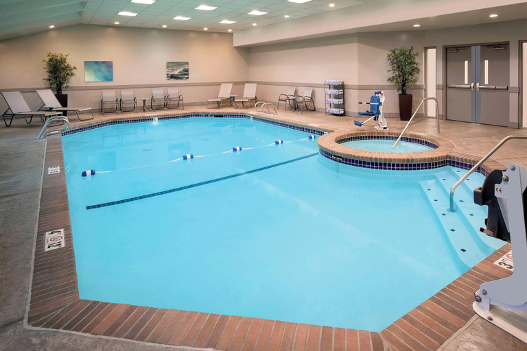 Sport & Beauty, Delta Hotels by Marriott Seattle Everett, Snohomish