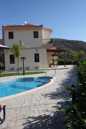 5, Luxury Villa Rental, Two Bedroom Villa With Private Pool and Garden,