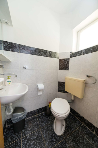 Bathroom 3, Apartment Malt, Vinodolska