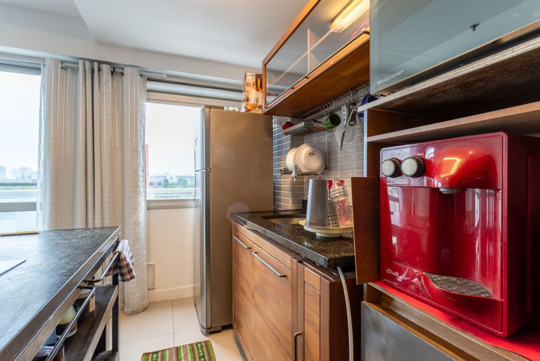 Room 2, Apto Pet Friendly c 2 su tes e Garagem na Barra, Rio de Janeiro
