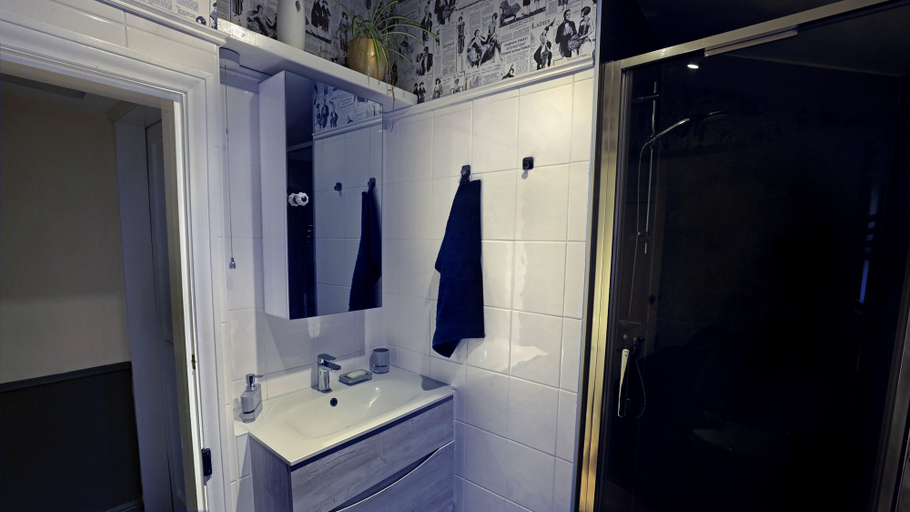 Bathroom 3, Charming 2Br Edwardian House In Market Town, Somerset
