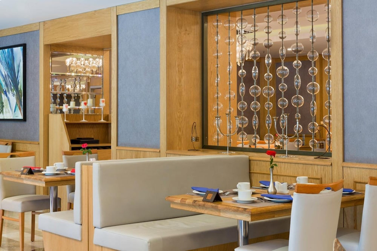 Food & Drinks 5, Plus Hotel Setif, Setif