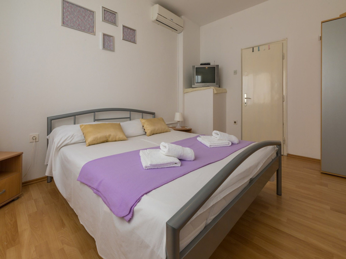 Bedroom 2, Apartment Roni, Crikvenica