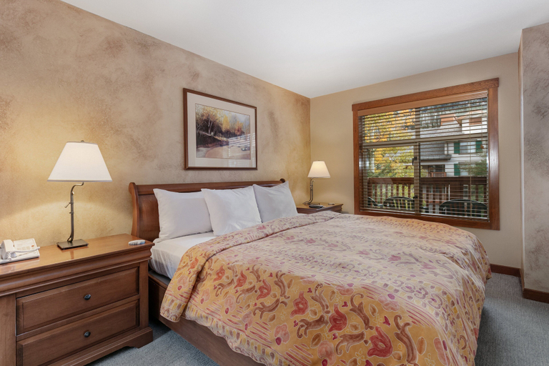 Room 3, Powderhorn Lodge Cozy Condos - Solitude UT, Salt Lake
