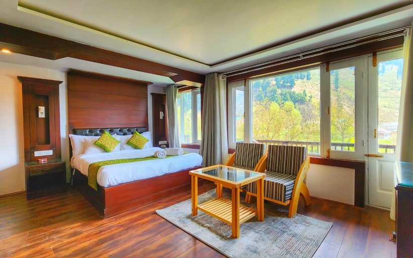 Bedroom 5, hotel himalaya house pahalgam, Anantnag