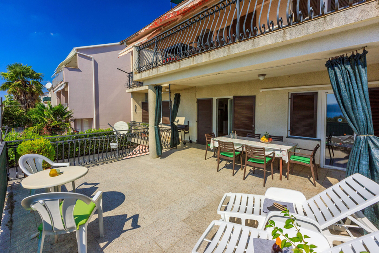 Exterior & Views 2, Apartments Alex, Crikvenica