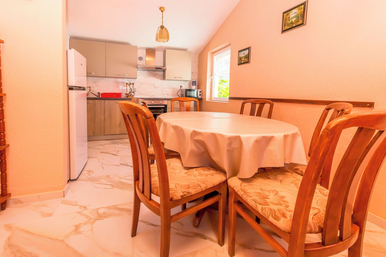 Others 5, Apartments Olivera, Rogoznica