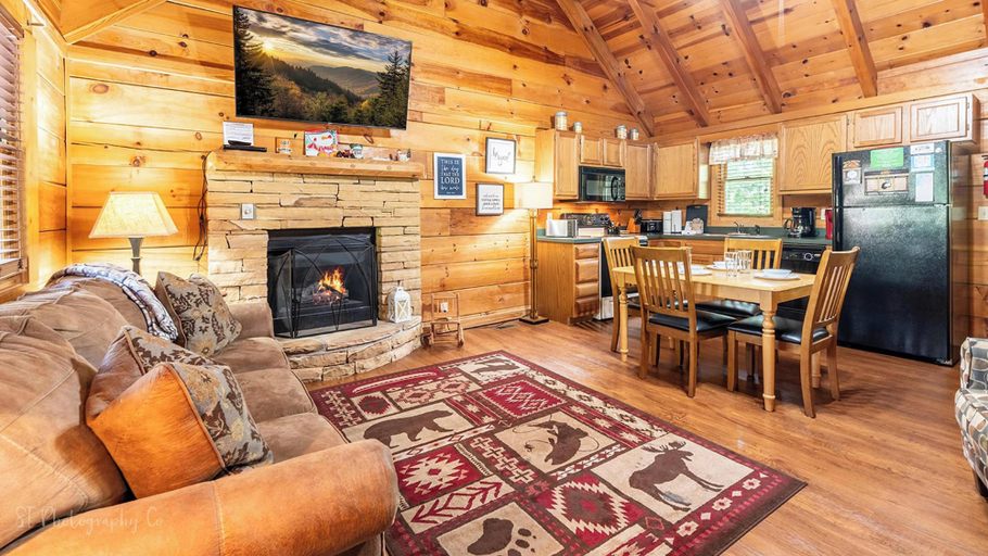 Others 1, Bean Pot 1 Bedroom Cabin by RedAwning, Sevier