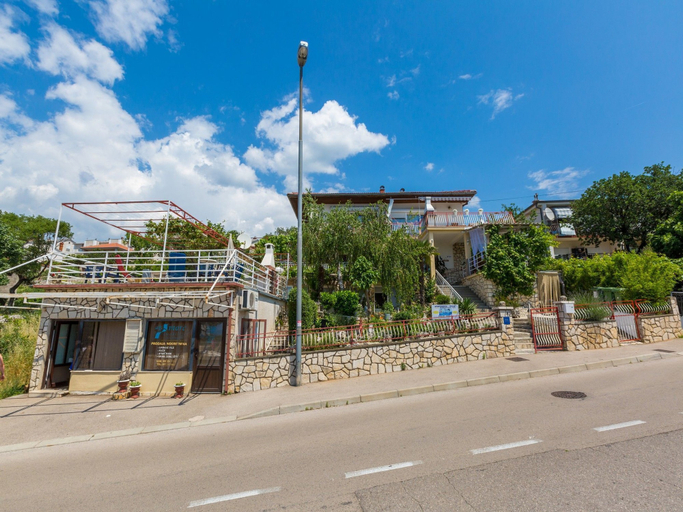 Exterior & Views 2, Apartments Susanne, Novi Vinodolski