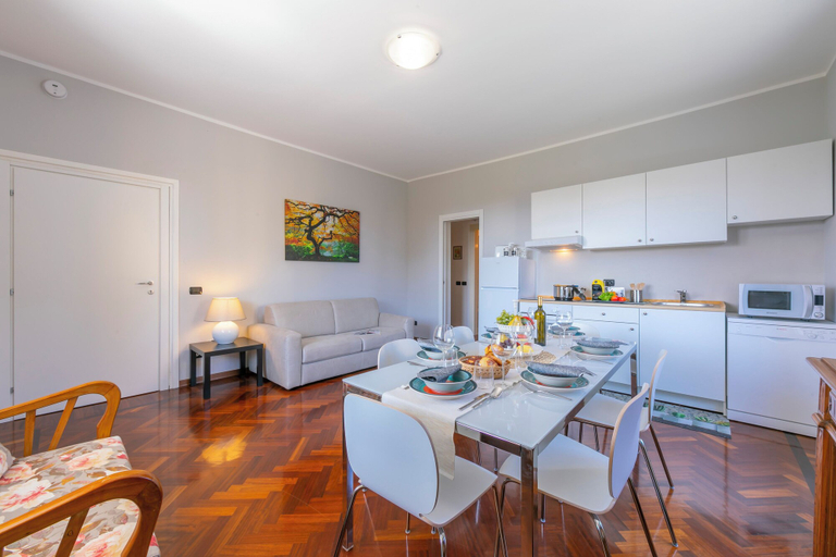 Others 4, Maison Fleurie Apartments, Brescia