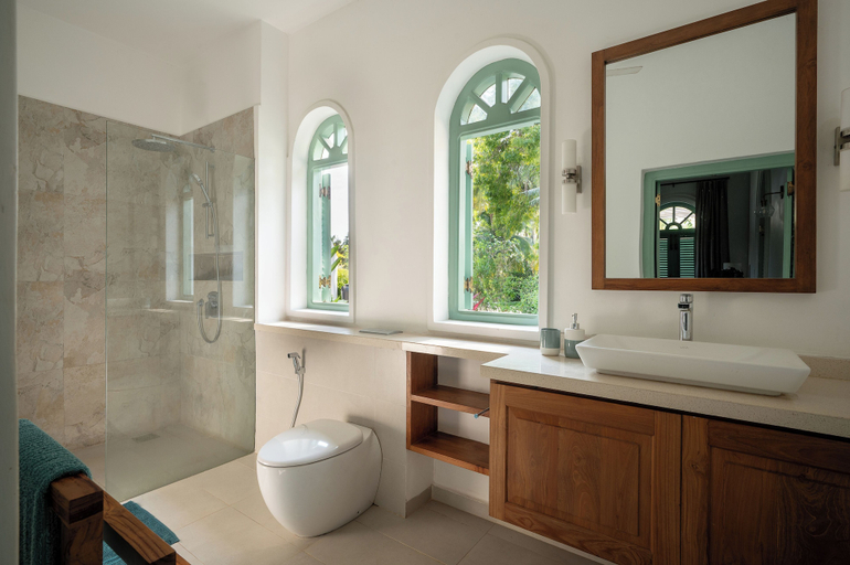 Bathroom 5, Kalkudah Beach House, Koralai Pattu (Valachchenai)