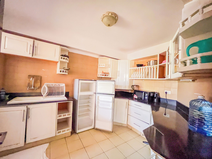 Private kitchen 5, Pumziko Beachfront Apartments, Kisauni