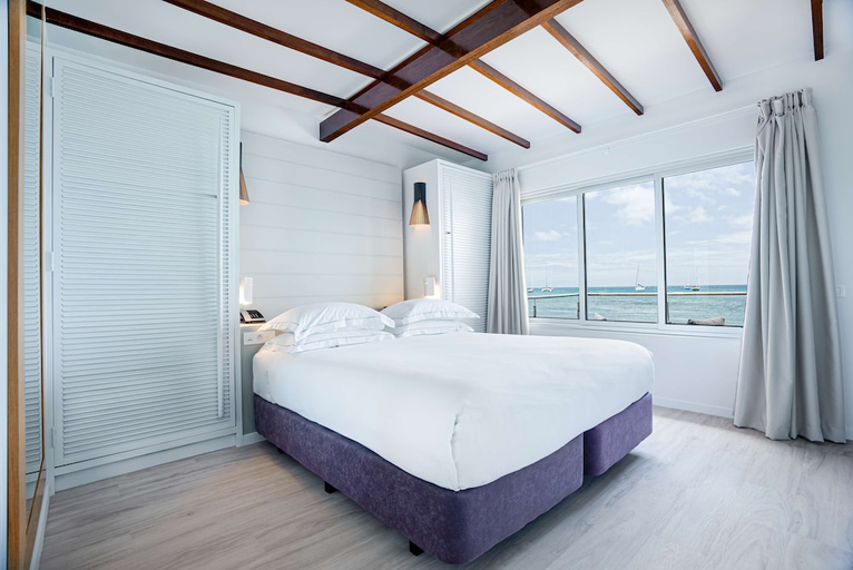 Bedroom 3, DoubleTree by Hilton Noumea Ilot Maitre Resort, Nouméa