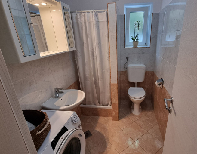 Bathroom 4, Apartments Marija, Rijeka
