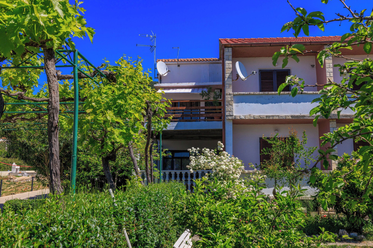 Building design 2, Apartments Slavica, Lopar/Supetarska Draga