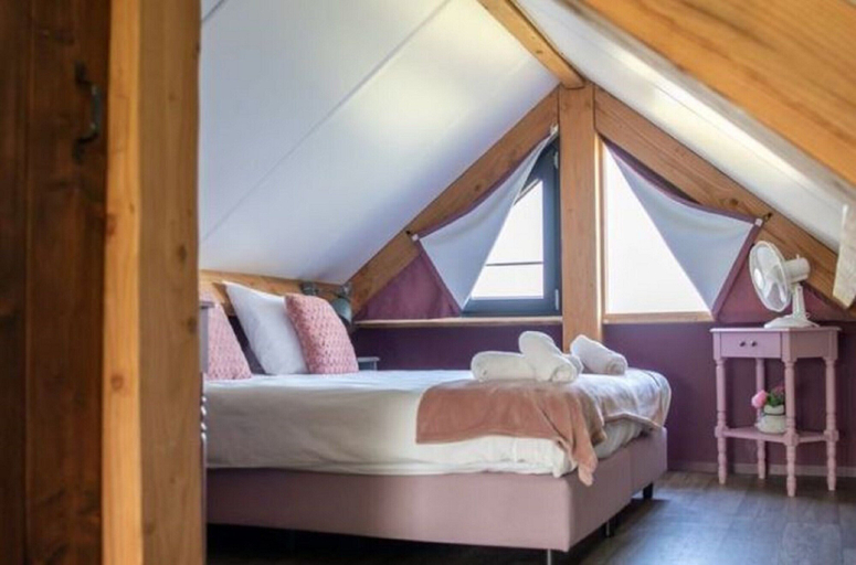 Others 5, Holiday Home in Alphen-chaam With Terrace, Alphen-Chaam