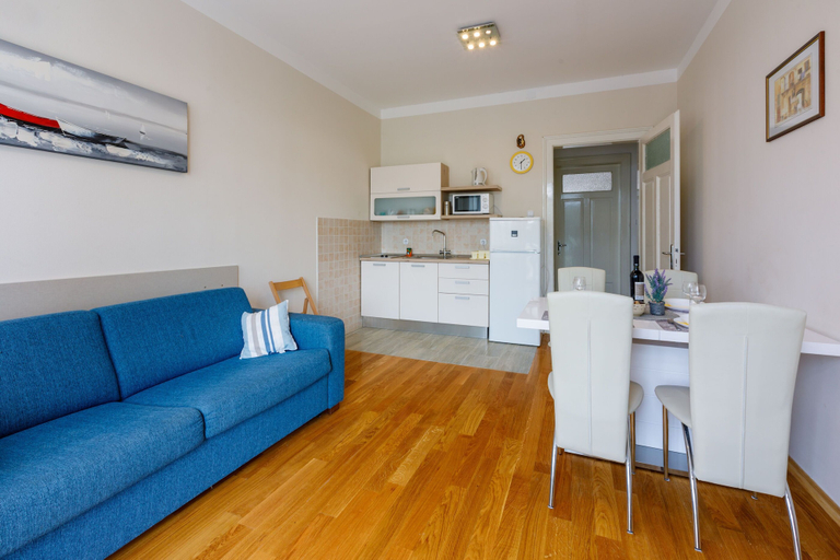 Others 4, Apartment Laura, Crikvenica