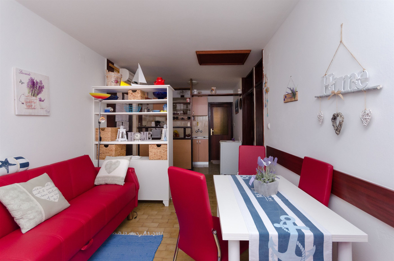 Others 5, Apartments Branka, Punat