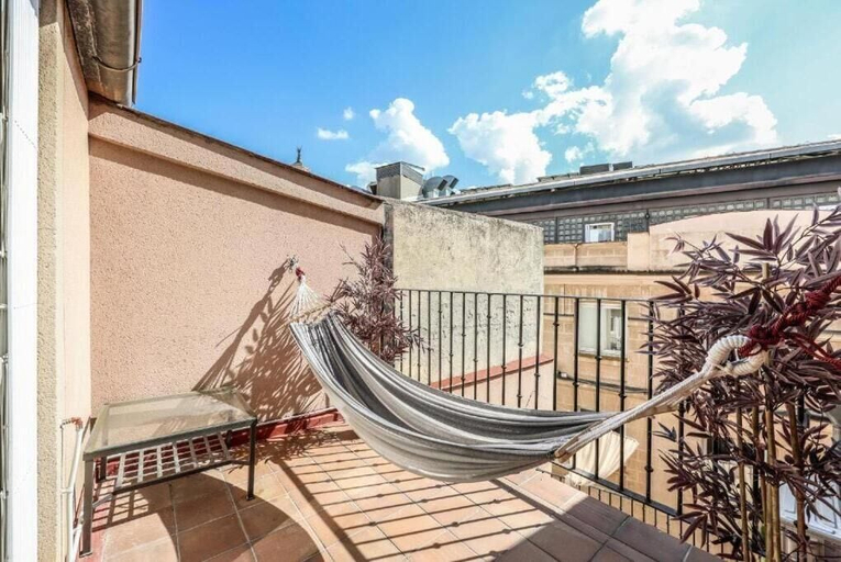 Property grounds 5, ARCO Gran Via Boutique Apartments, Madrid