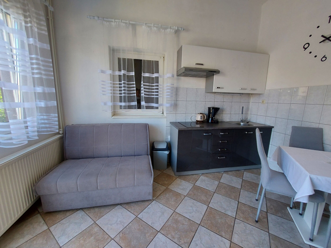 Others 5, Apartments Bernarda, Krk