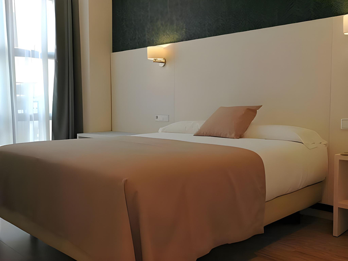 Bedroom 3, Hotel Cantón, Barcelona