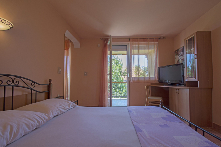 Bedroom 2, Apartments Oaza, Crikvenica