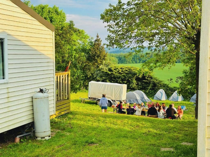 Others 5, Camping Le Pommier Rustique, Namur