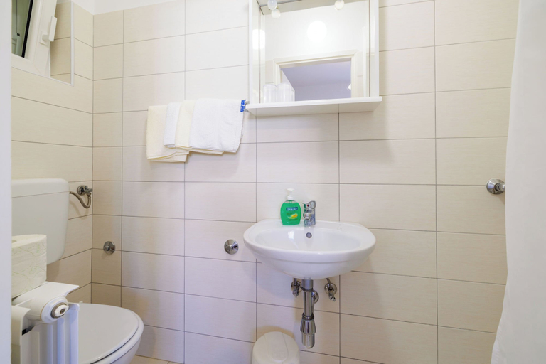 Bathroom 4, Apartment Nevenka, Lopar/Supetarska Draga