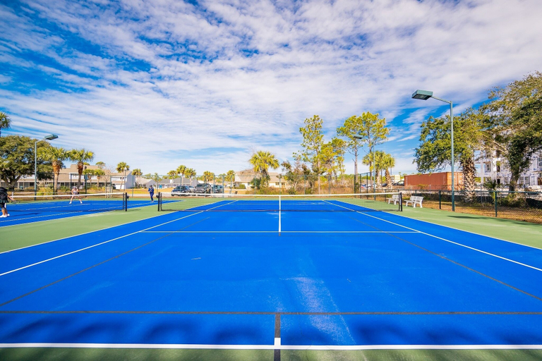 Sport court 4, Mariner Lakes 40 2 Bedroom Condo, Baldwin