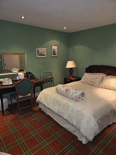 Bedroom 2, Langport Arms Hotel, Somerset