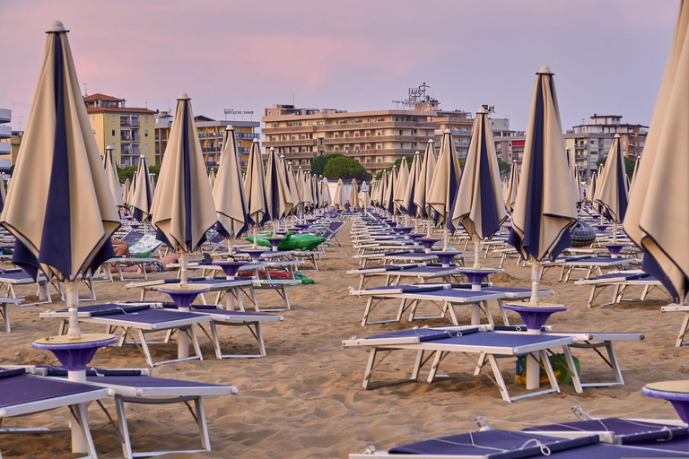 Beach 3, Inviting Apartment With Lateral sea View, Venezia