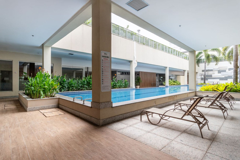 Room 4, Apto Pet Friendly c 2 su tes e Garagem na Barra, Rio de Janeiro