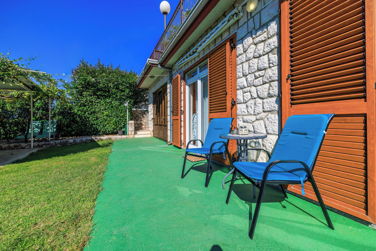 Exterior & Views 2, Apartments Dragica, Crikvenica
