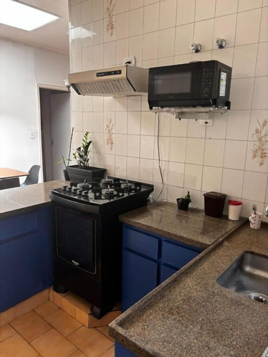 Private kitchen 4, Sakura Hostel, Poços de Caldas