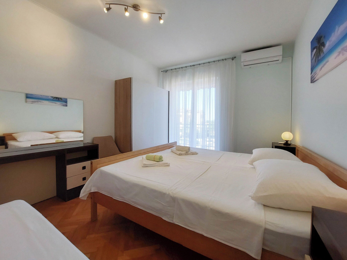 Bedroom 3, Apartments Nikola, Punat
