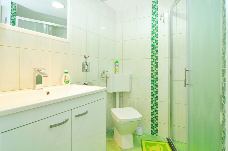 Bathroom 4, Apartment Steli, Trogir