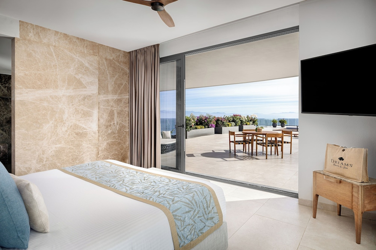 Bedroom 3, Dreams Bahia Mita Surf & Spa - All Inclusive, Compostela